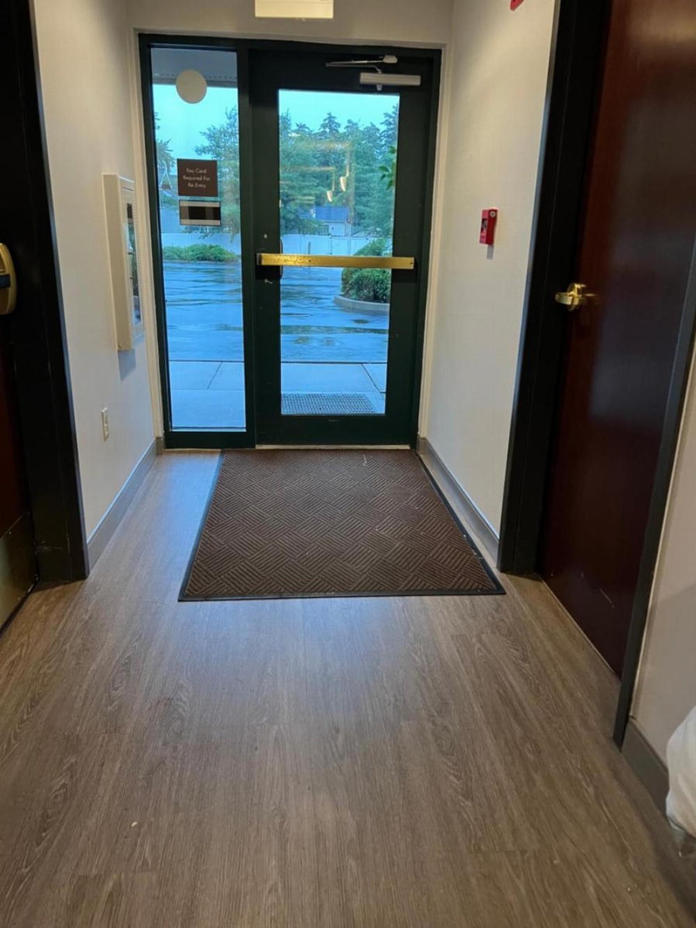 Comfort Inn & Suites Image 11