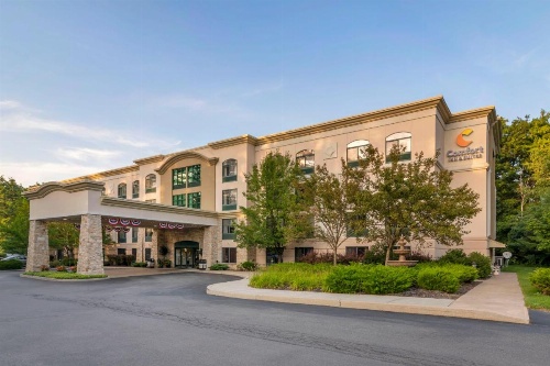 Comfort Inn & Suites image 36